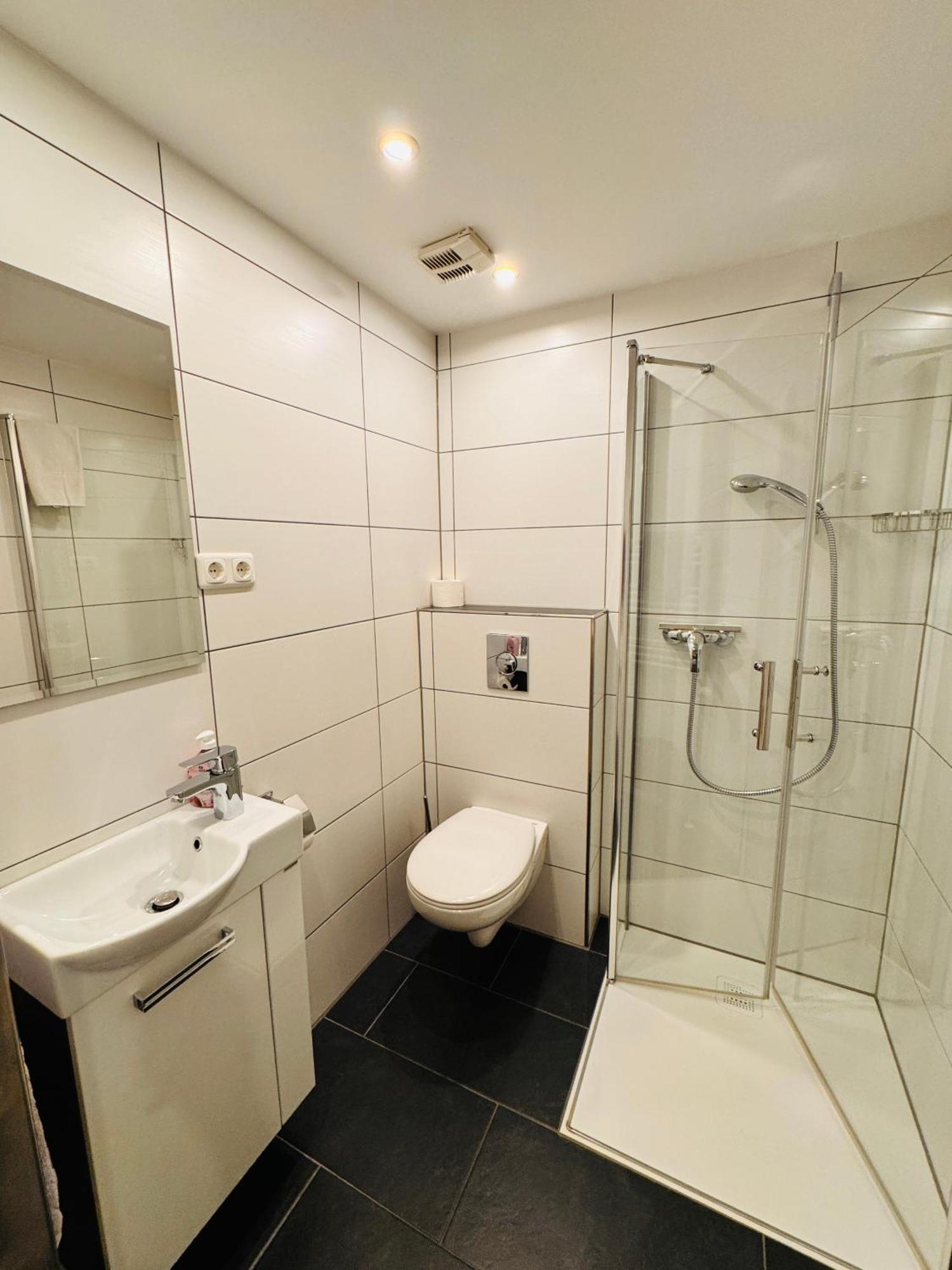 Ferienweingut Rudorfer Hotell Valwig Rum bild