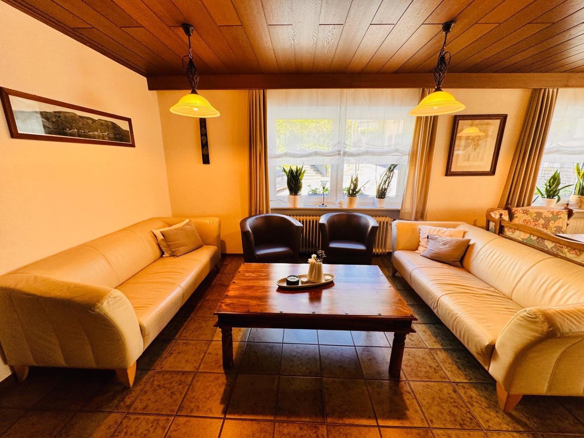 Ferienweingut Rudorfer Hotell Valwig Exteriör bild