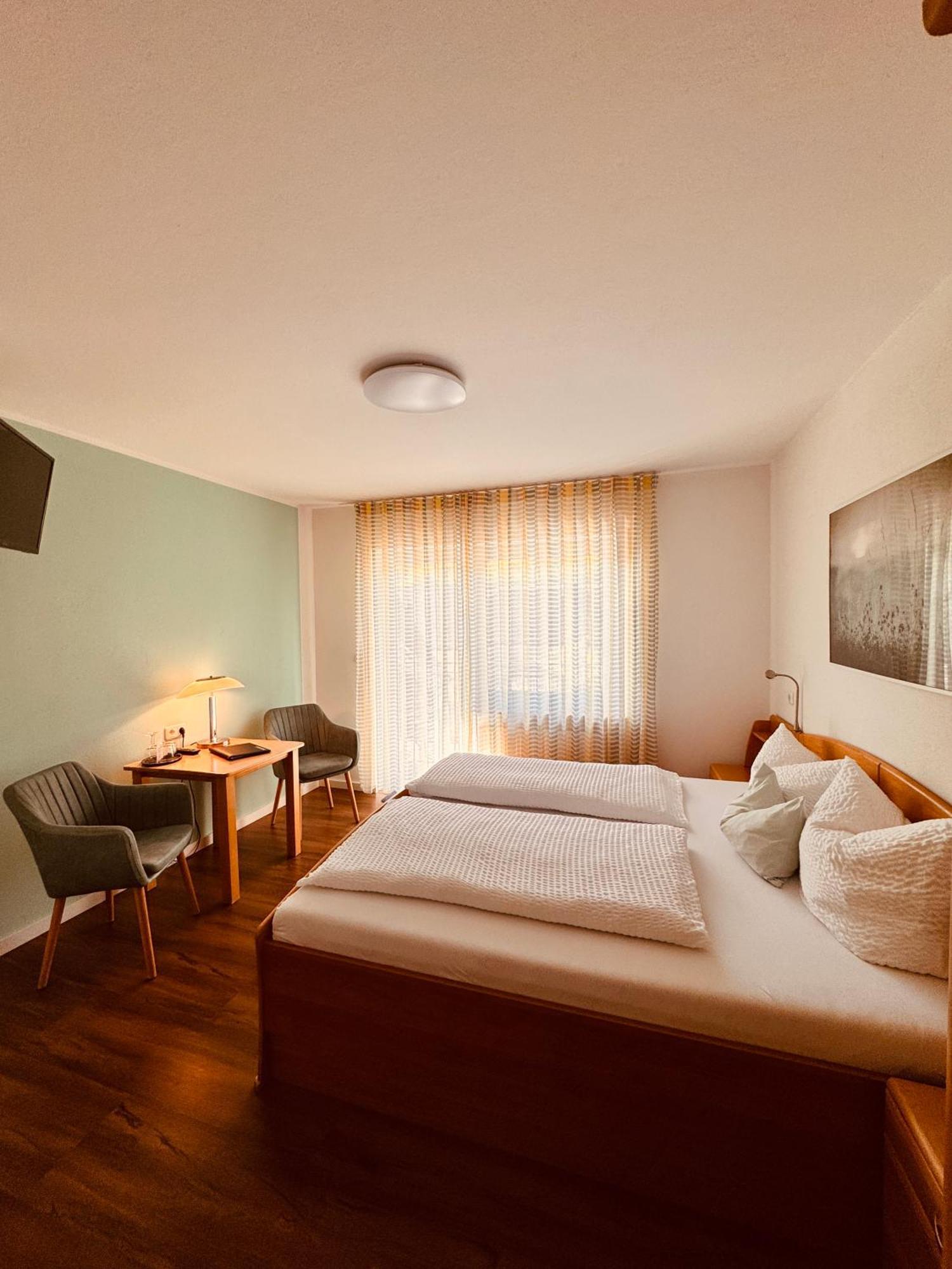 Ferienweingut Rudorfer Hotell Valwig Exteriör bild