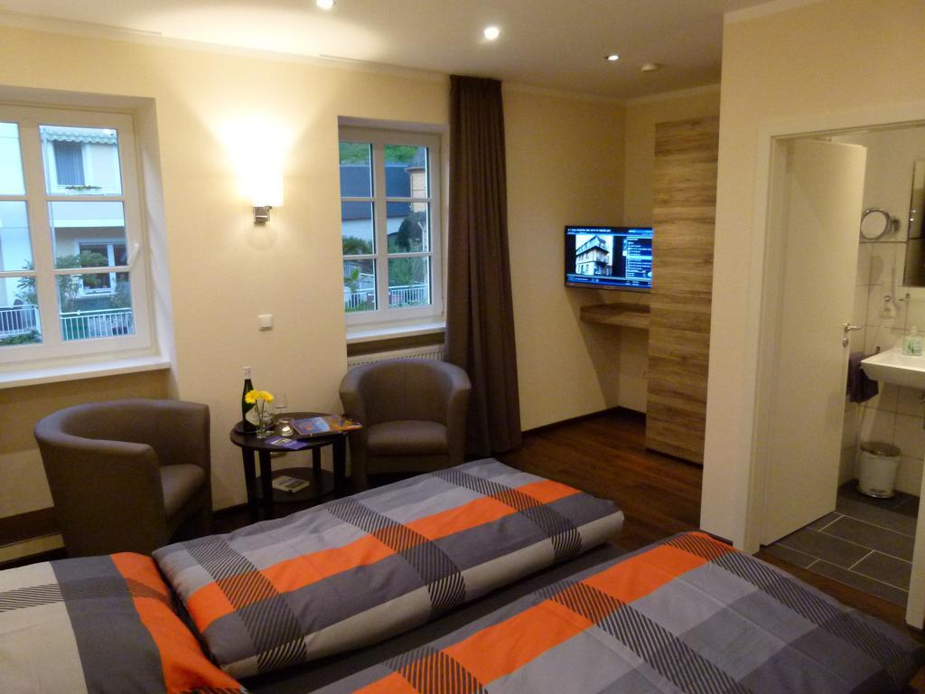 Ferienweingut Rudorfer Hotell Valwig Rum bild