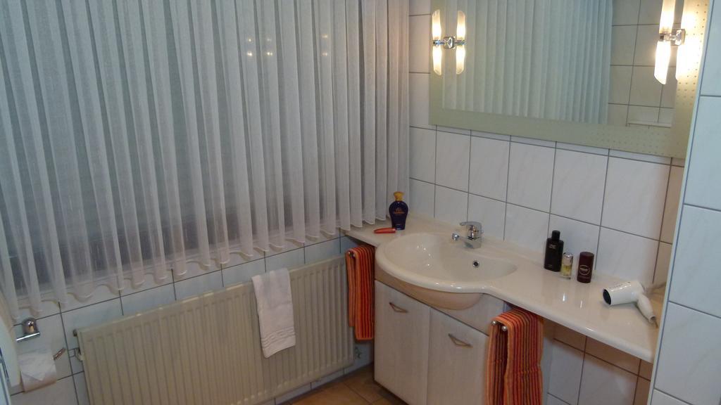 Ferienweingut Rudorfer Hotell Valwig Rum bild