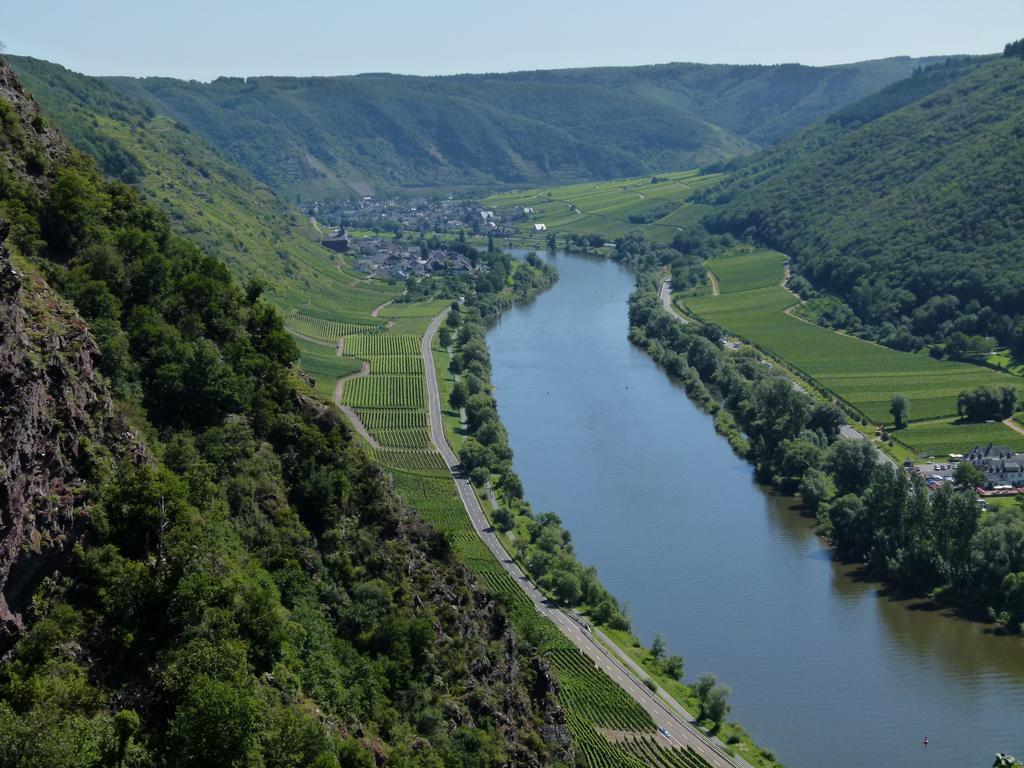 Ferienweingut Rudorfer Hotell Valwig Exteriör bild