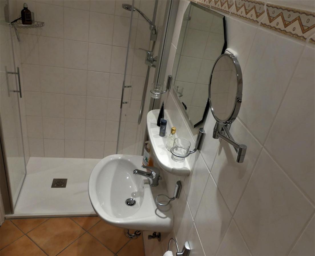 Ferienweingut Rudorfer Hotell Valwig Exteriör bild